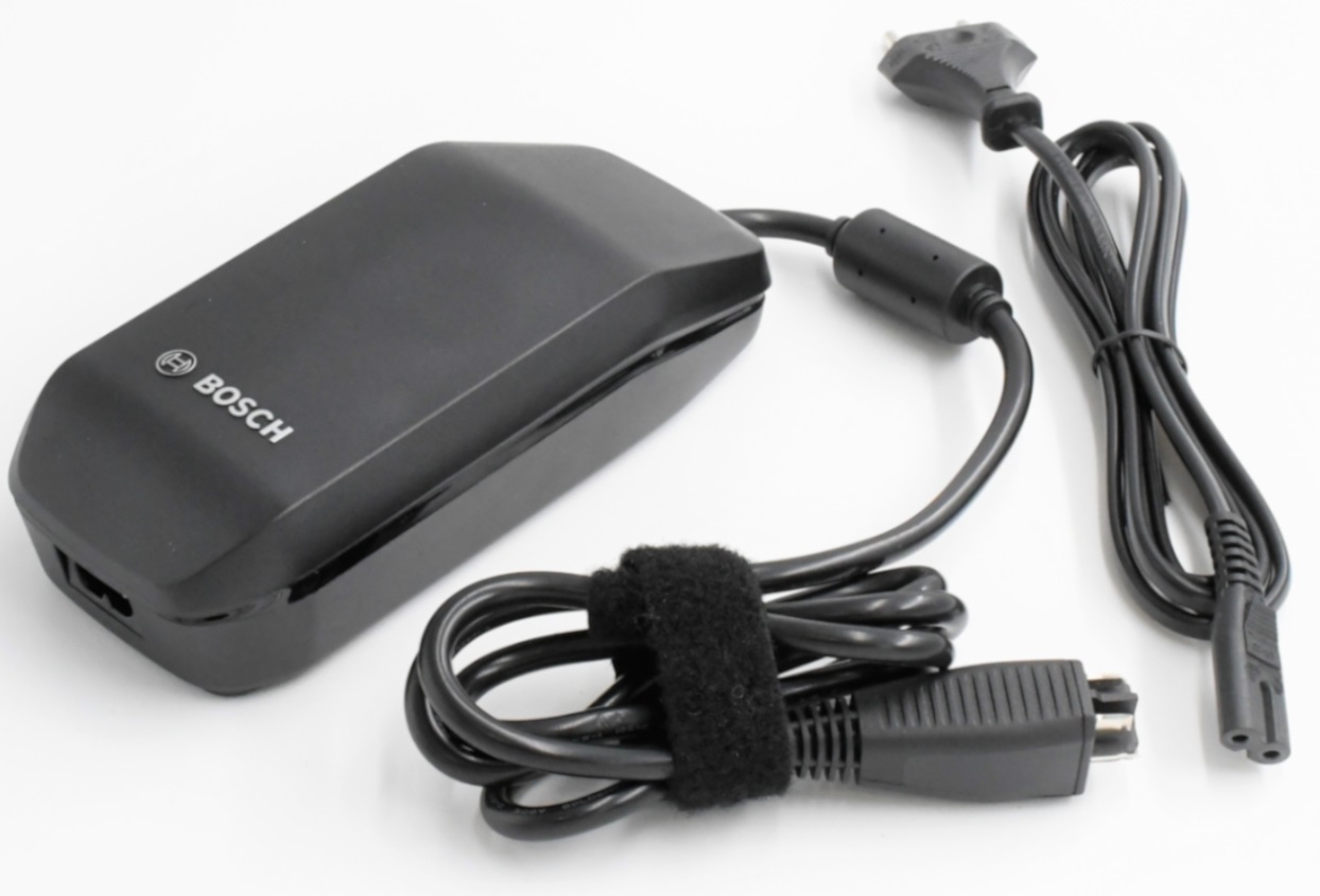 Bosch Ladegerät 2 Ampere BPC3200 mit Netzkabel schwarz von Bosch — Ansicht 1